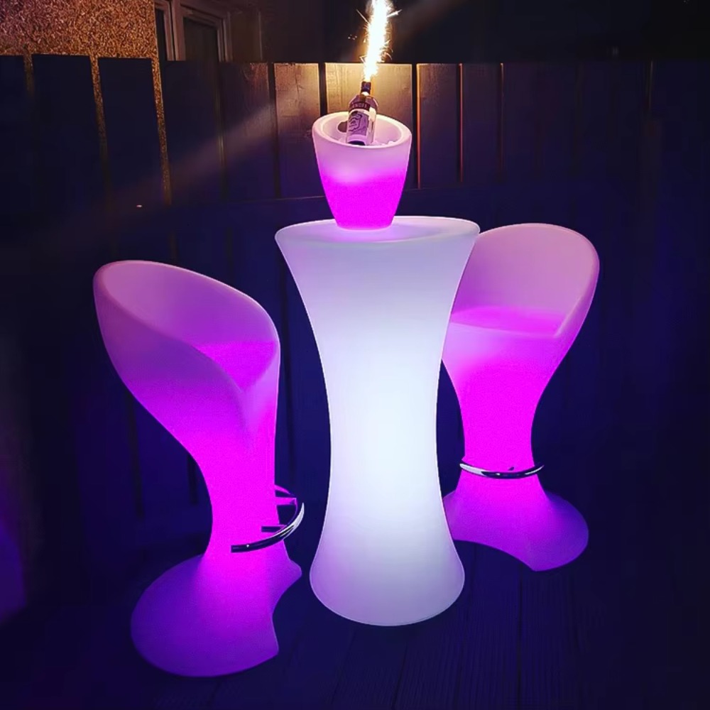 Lighting Decor Rentals - 卸売LEDハイバーテーブル、コードレスLEDライトアップパーティーファニチャー、パーティーレンタルテーブル、ライト装飾付きハイカクテルテーブル