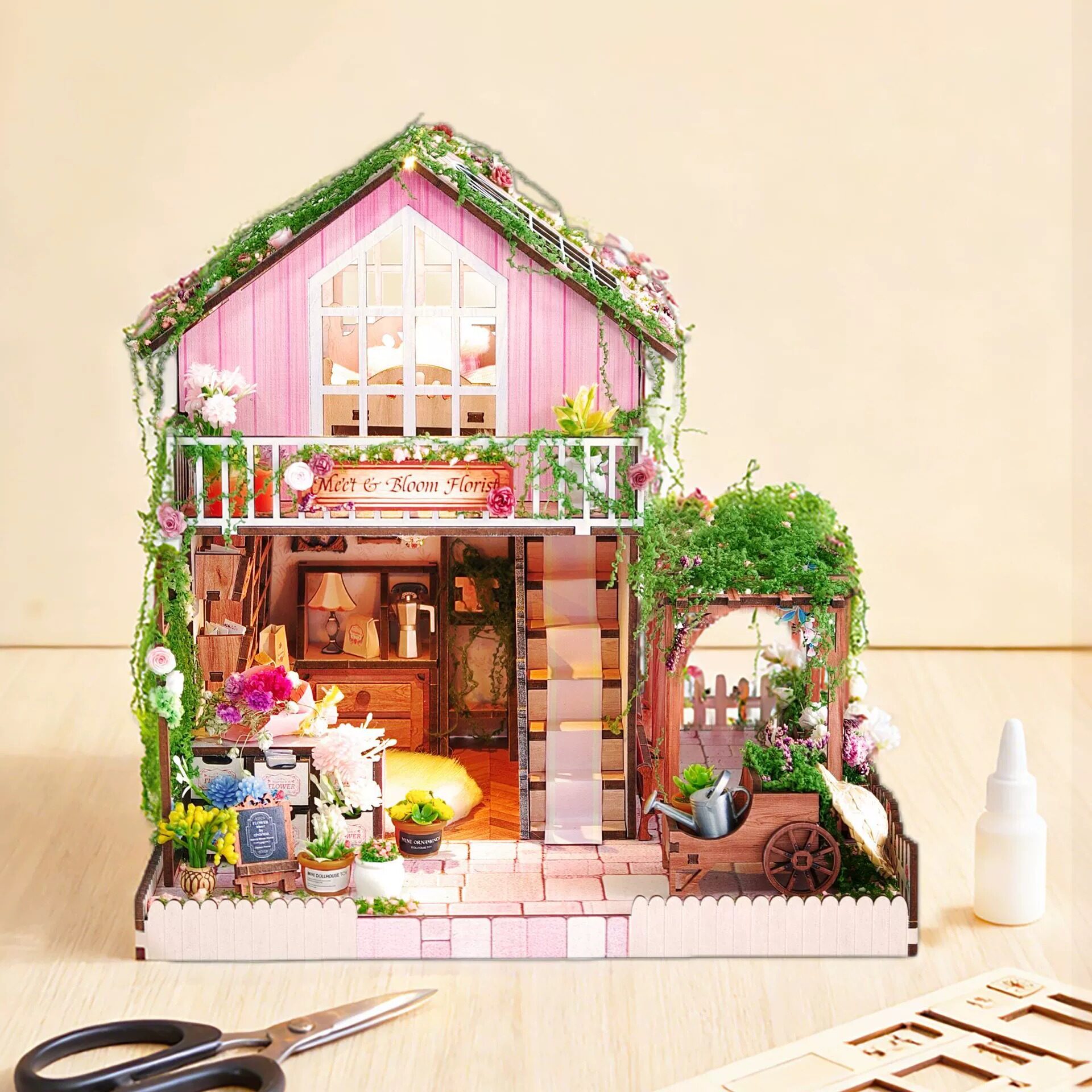 DIY 木製フラワーストアコテージフィギュアミニチュアキット - Lighting Decor Store のレビューと価格